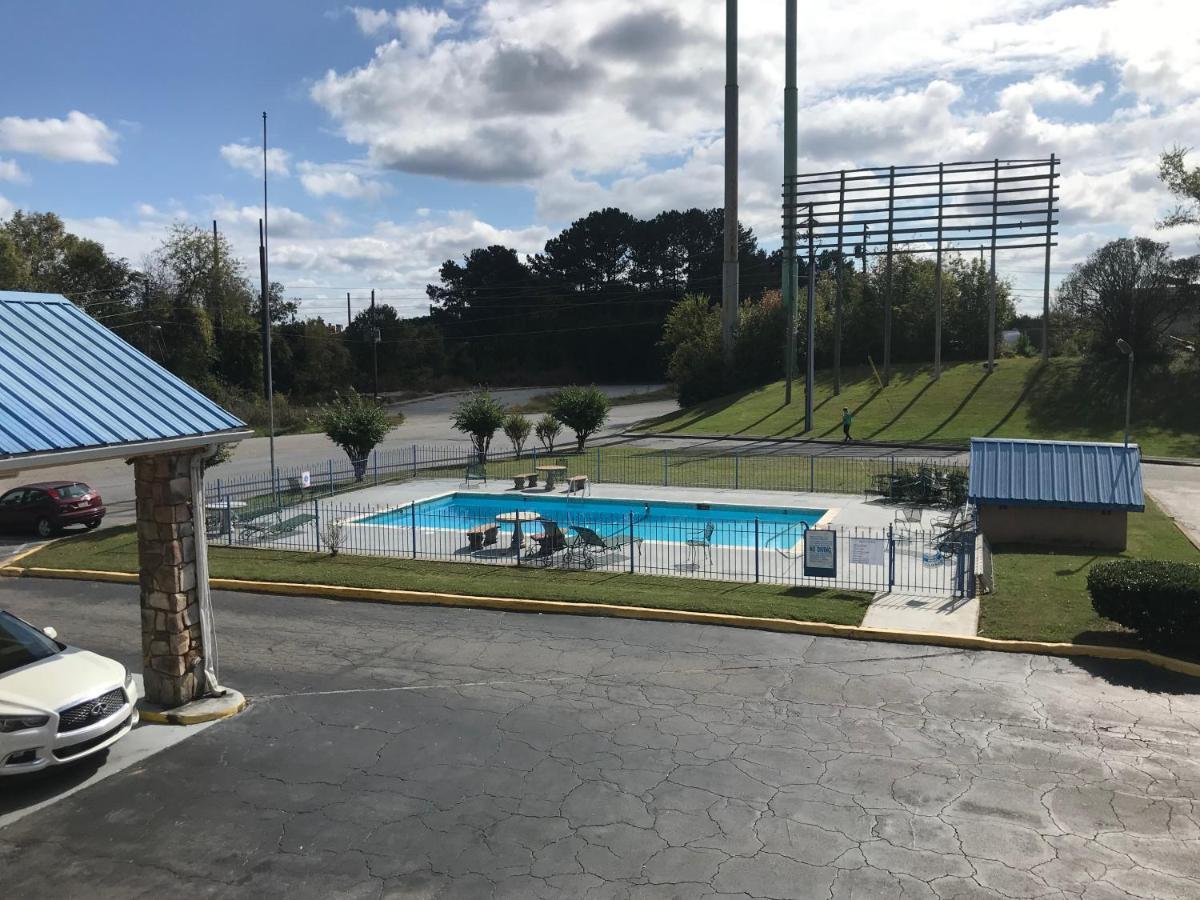 Country Hearth Inn & Suites Cartersville Ngoại thất bức ảnh