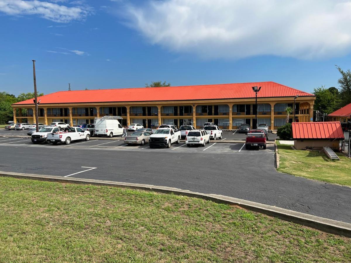 Country Hearth Inn & Suites Cartersville Ngoại thất bức ảnh